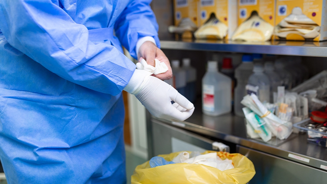 Essential Safety Tips for Healthcare Workers: Proper Use and Disposal of Disposable Medical Waste